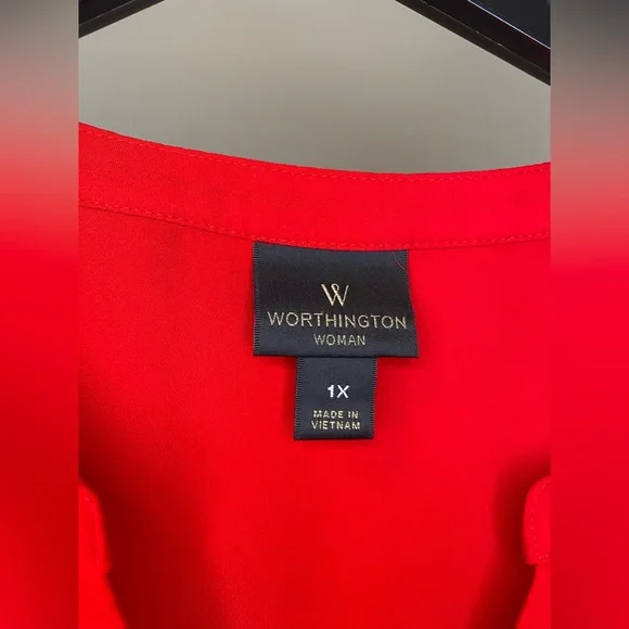 Worthington V-Neck Red Blouse - 3/4 sleeve - Women’s Size 1x Stretch Material - Picture 3 of 3